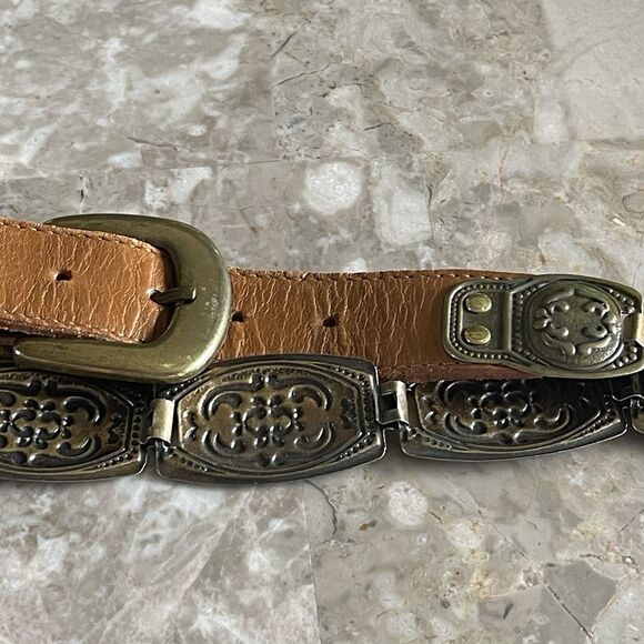 Vintage Women’s Western Small Concho Link Belt~Gold Metal~Southwestern Cowgirl main image 7